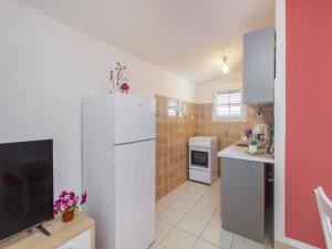 Apartment Tribunj near Adriatic Sea