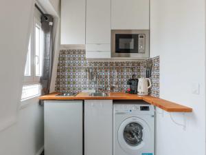 Cosy studio 2P Montmartre - View of Sacré Coeur