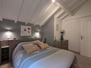 Maisons de vacances Evasion Vosgienne: Chalet de Luxe, Spa, Sauna, Proche Randos et Stations de Ski - FR-1-589-313 : photos des chambres