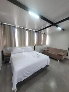 Apartamento 1 quarto ar condicionado e garagem - 圣克鲁斯迪米纳斯