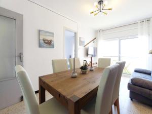 Apartment in Roses with Stunning Sea Views