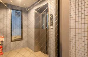 エマーレ新宿401号室