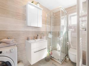 Apartment in Brodarica near Beach & Krka Park