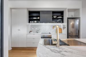 Pod Two - Luxurious 1 King Bedroom