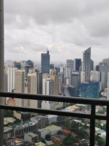 Gramercy Residences Makati by Christine Suites PH with Balcony