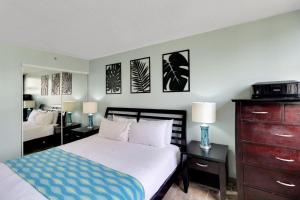 31st-Floor Oceanview Oasis -- Steps to Waikiki Beach with Free Parking (13112)