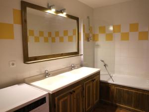 Appartement duplex pour 8 pers. à Aussois avec WIFI - FR-1-508B-8