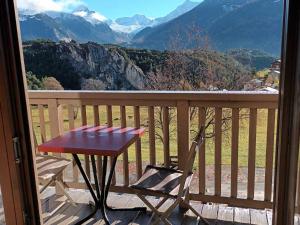 Appartements Appartement 6 personnes avec Wifi et magnifique vue montagne - FR-1-508B-7 : photos des chambres