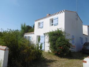Maisons de vacances Maison mitoyenne confort a Barbatre proche plage, jusqu-a 10 pers - FR-1-823-151 : photos des chambres