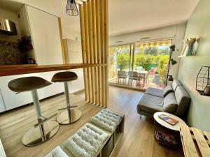 Bel appartement avec piscine et tennis à Bormes-les-Mimosas - FR-1-816-29