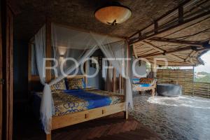 Phòng Giường Đôi Có Ban Công (Double Room with Balcony)