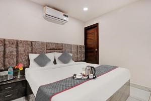 Townhouse Roadway Inn