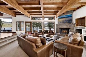 Bear Lake Lodge Lakefront Incredible Lake House Chalet