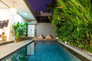 Homey Villa with Private Pool in Central Canggu
