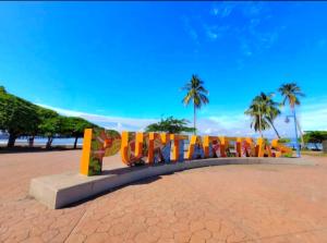 Hostel del Pacífico Habitación con baño privado y aire acondicionado - 3hvězdičkové hotely ve městě Puntarenas