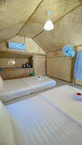 The White House Pakbara