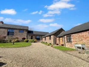 The Barn at Rainsbury House Upton - Chipstable