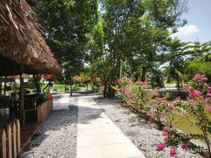 Cắm trại trong ngày view sông - Homestay Mẹ Khang 2