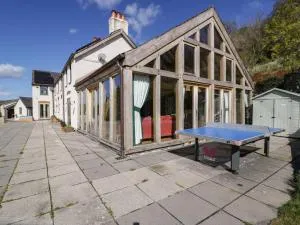 Fron Goch Farm - Bettws-yn-Rhôs