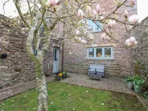 La'l Skaithe - Warcop