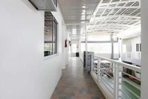 LJENJ Apartelle near Clark Airport