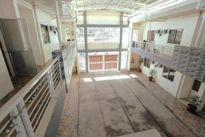 LJENJ Apartelle near Clark Airport