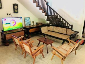 The Tropical Hideout