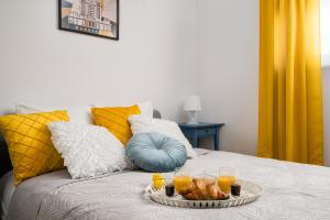 Riverside Retreat by Vistula 2BR & separate living room & balcony in the Center