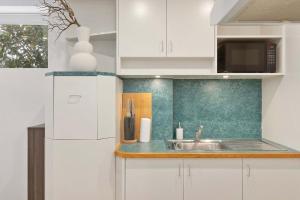 Amazing Ocean View Studio at Bondi Beach