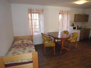 Penzion Zámek Drahonice