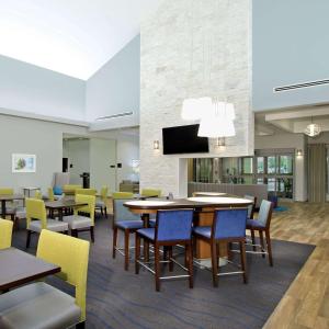 Homewood Suites by Hilton Fort Lauderdale Airport-Cruise Port