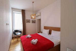 2 Bedroom Apartment behind Opera House