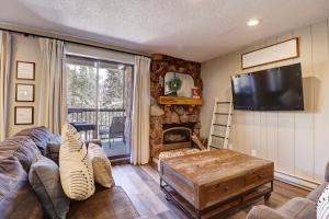 CM325 Copper Mtn Inn condo