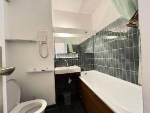 Résidence Quai Aux Fleurs - Studio 4 couchages avec piscine MAE-5391