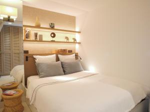 Beautiful apartment with panoramic sea view