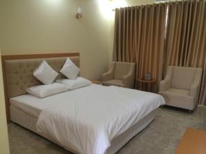 Khách sạn Thương Nghiệp Thái Hòa