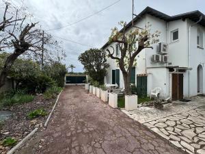 Les Muguets - Apt Standing 4 Prs - clim, parking