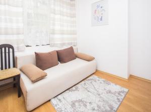 SUPER CENTER - Small Flat on "Kiril & Metodi" Square