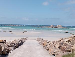 Maisons de vacances Maison pour 6 avec terrasse et jardin : photos des chambres