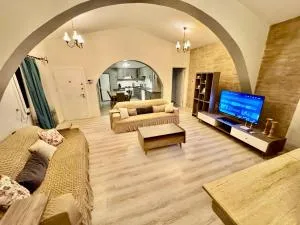Villa Karakum with Private Pool Girne Kyrenia - Bellapais
