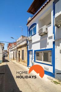 #304 - Albufeira Beach House by Home Holidays