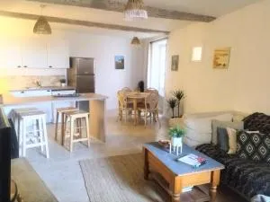 Charmant appartement au cœur du village de Fayence - 法扬斯