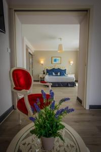 Hotels Alexain Hotel Restaurant & Wellness - Colmar Ouest : Suite avec Balcon