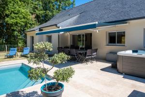 Maisons de vacances Gite la Seigneurie -Piscine & SPA : photos des chambres