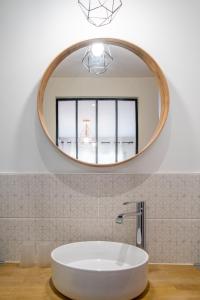 Maisons de vacances Gite la Seigneurie -Piscine & SPA : photos des chambres