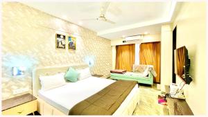 LUXURY STAY Hotel # M-A-N-G-A-L - S -UJN-PREMIER HOTEL & SUITES - Near Mahakal Temple ujjain, A TRULY EXQUISITE EXPERIENCE''