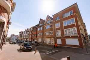 Huswell - Modern family flat steps from the sea