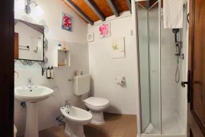 Triple Room room in Villa Schiatti