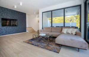 Villa Mara in Komarna by Villas Guide