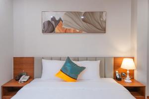 Khách sạn Việt Trung